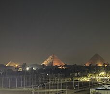 Galleria Pyramids View Hotel
