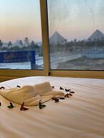 Galleria Pyramids View Hotel