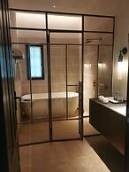 SUNYATA Resort Hotel