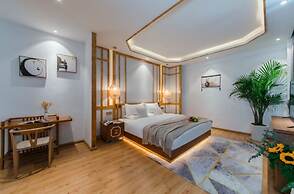 Yunyin Sanqiu Inn