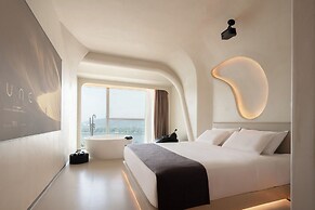 Ziggy Hotel
