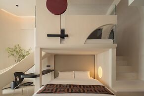 Ziggy Hotel