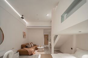 Ziggy Hotel