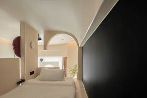 Ziggy Hotel