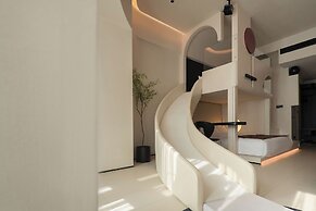 Ziggy Hotel