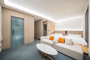 Hound Hotel DaeGu