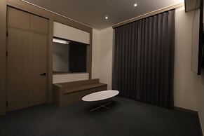 Hound Hotel DaeGu