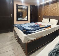 Hotel The Divine