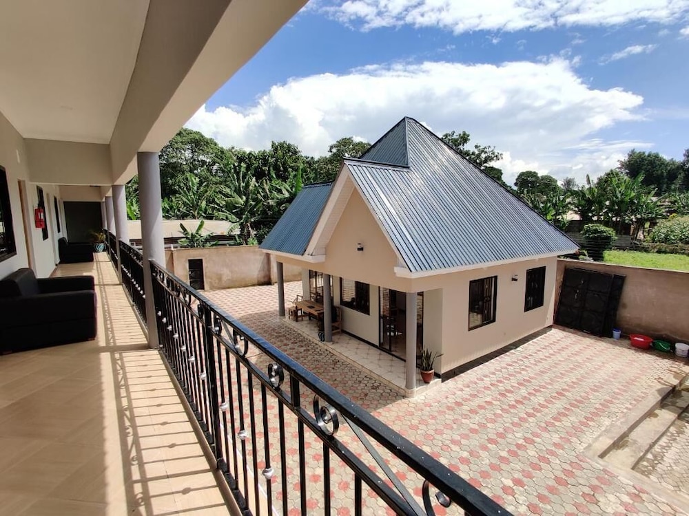 Wanyama Hostel