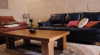 Central House in Sliema with PrivatePool