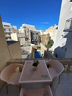 Central House in Sliema with PrivatePool