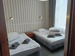 Adler Bed & Breakfast