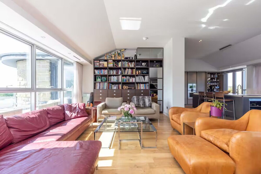 Beautiful Penthouse with terrace