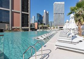Luxury 1BR in Peninsula Five by Bespoke