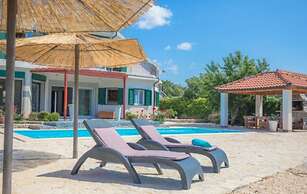 Vila P