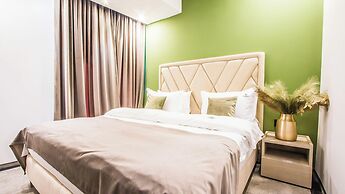 Central Carol ApartHotel 1