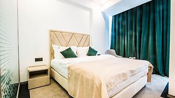 Central Carol ApartHotel 1
