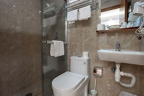 Leone d'Oro Guesthouse