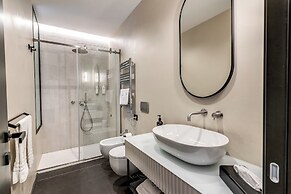 Adaram Suites