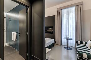 Adaram Suites