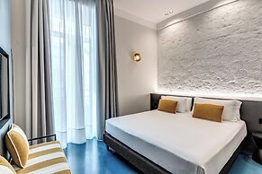 Adaram Suites