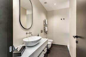 Adaram Suites