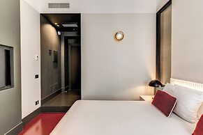 Adaram Suites