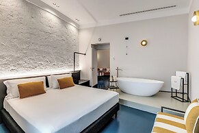 Adaram Suites