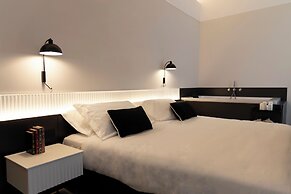 Adaram Suites