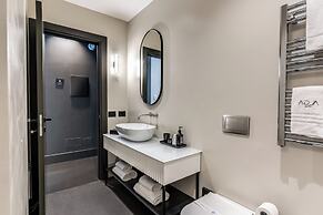 Adaram Suites