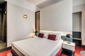 Adaram Suites