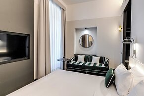 Adaram Suites