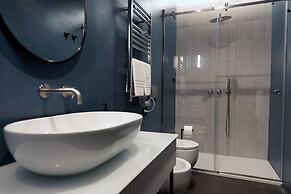 Adaram Suites