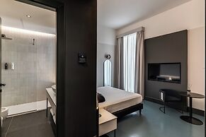 Adaram Suites