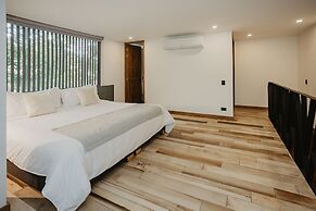 Nomadic Boutique Living and Experience Center