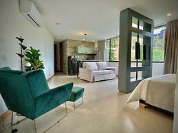 Nomadic Boutique Living and Experience Center