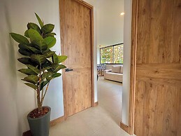 Nomadic Boutique Living and Experience Center