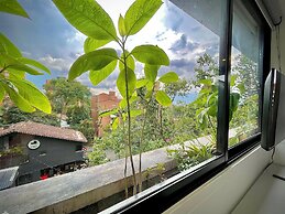 Nomadic Boutique Living and Experience Center