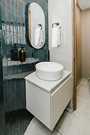 Nomadic Boutique Living and Experience Center