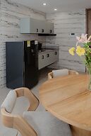 Nomadic Boutique Living and Experience Center