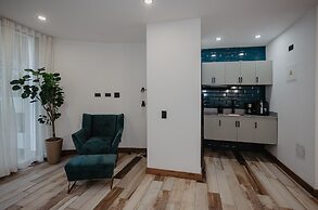 Nomadic Boutique Living and Experience Center