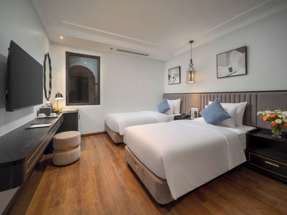 22Land Cloud Hotel