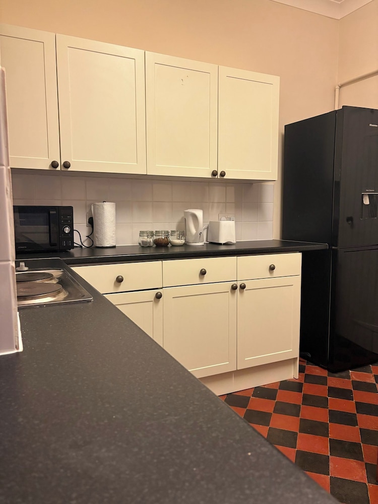 Stylish 2 Bedroom Apartment in Havant