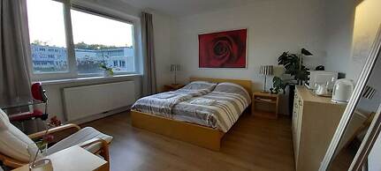 BB luxury villa free parking