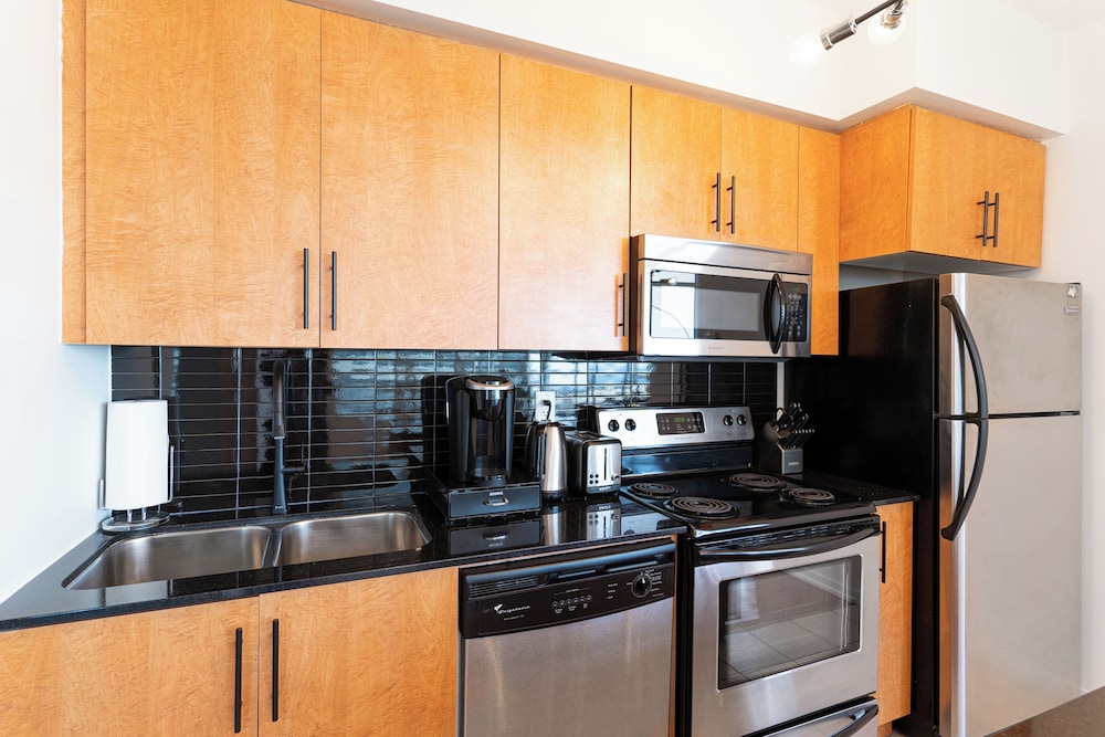 Maple Leaf Square Executive Suites