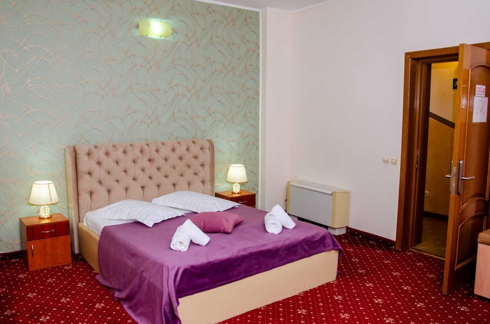 Hotel Amphitryon Premium