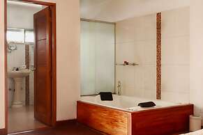 HOTEL PORTOBELO GUATAPE