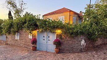 Assos Mia Konaklama ve Restaurant