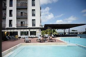 Grand Resort & Residences