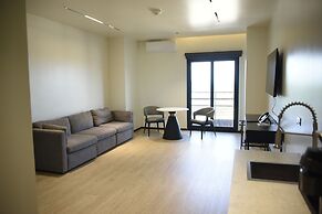 Grand Resort & Residences